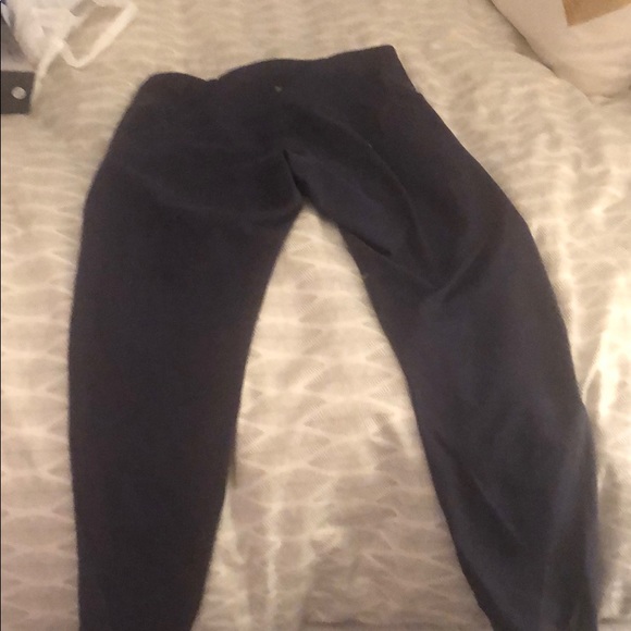 Old navy leggings with mesh - Picture 3 of 3